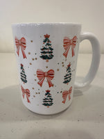Christmas Ribbon & Tree Mug (15 oz)